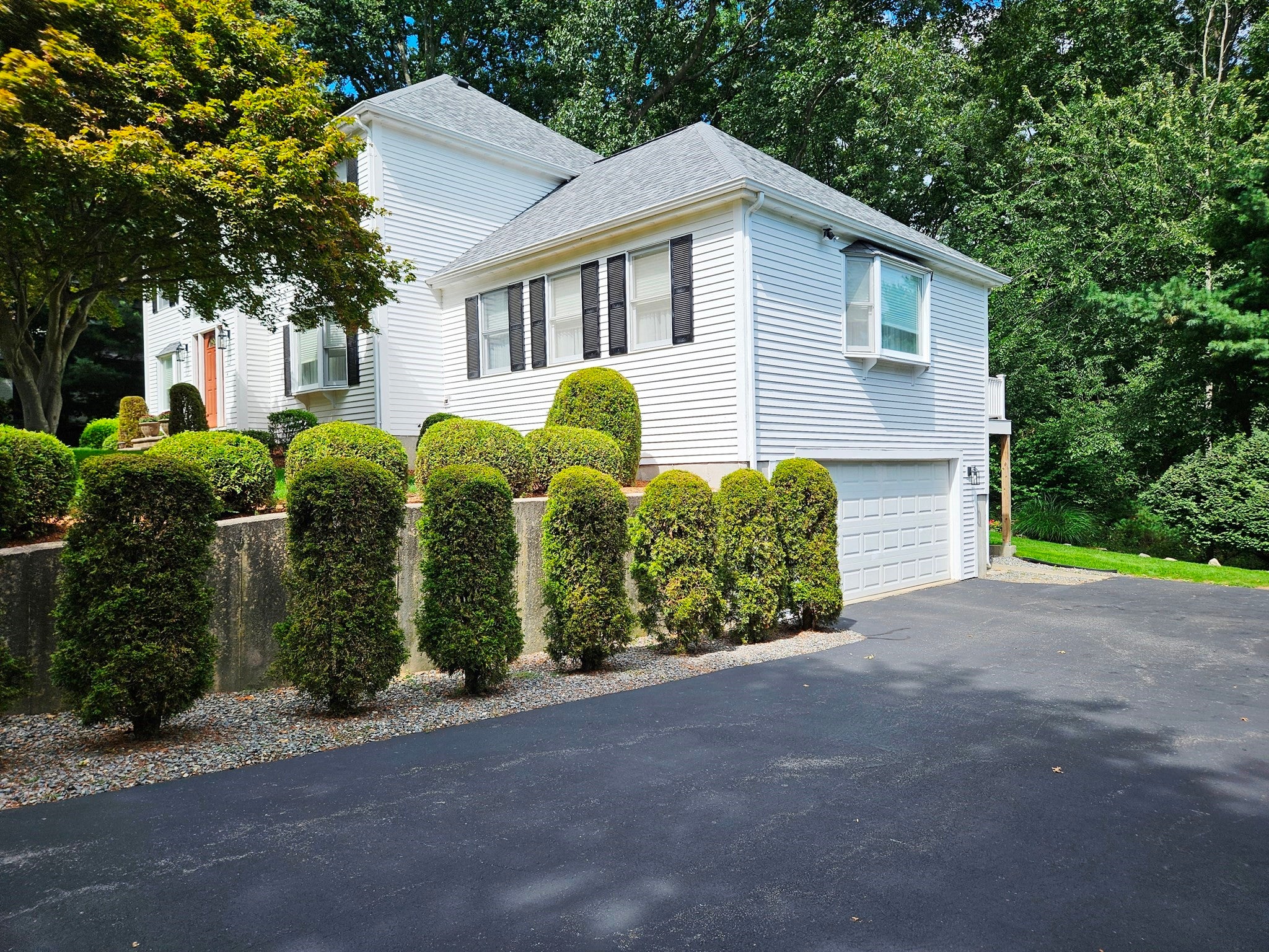 12 Jason Dr, Lincoln, RI, 12 Jason Dr, Lincoln, RI Photo #2