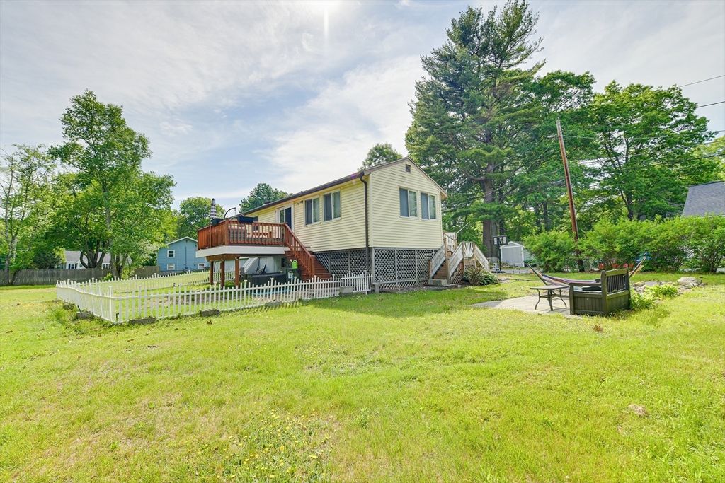 11 Topliff St