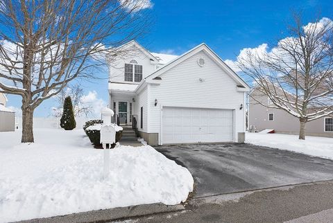 3 Gerry Dr 15 Hudson MA 01749