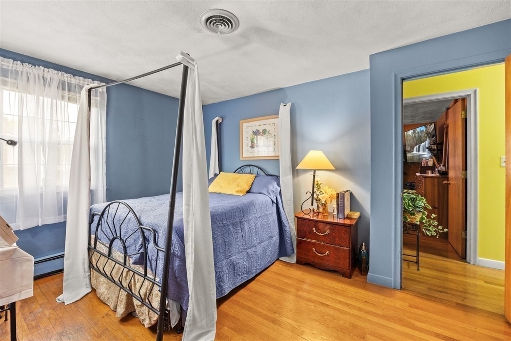 273 W Chestnut St, Brockton, MA Photo #15