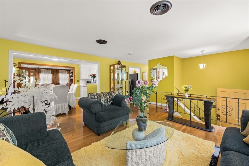 273 W Chestnut St, Brockton, MA Photo #5