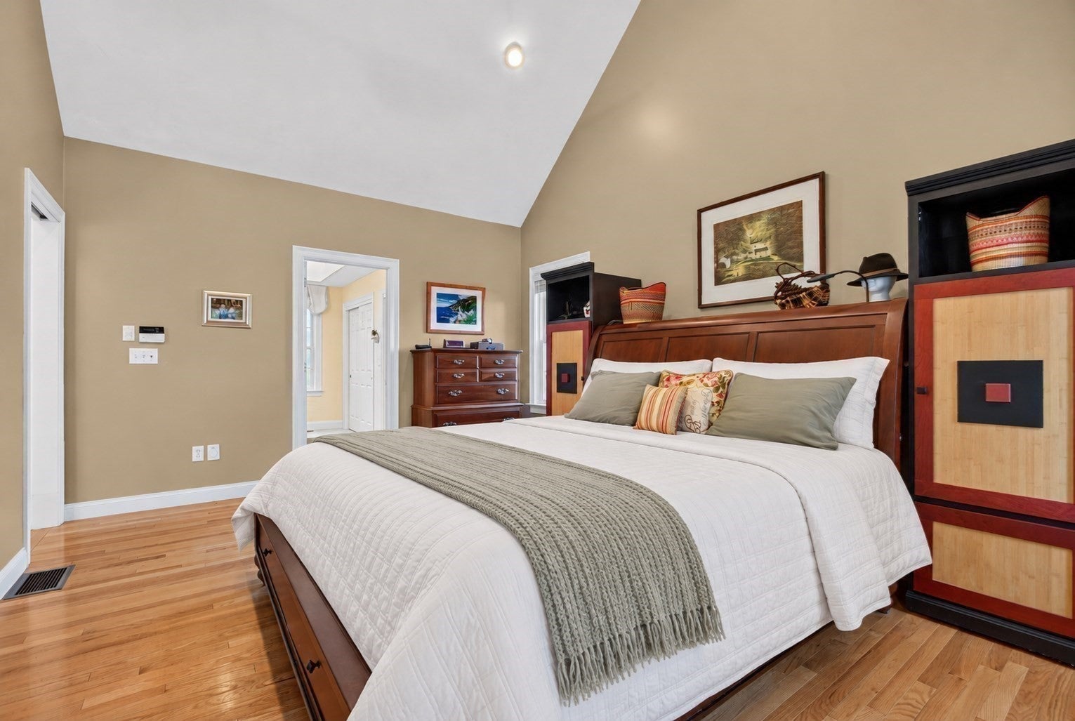 4 Iris Ct #4, Lunenburg, MA Photo #31