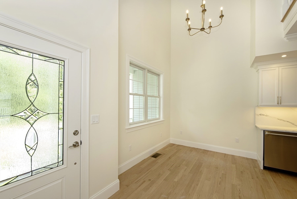 25 Clubview Dr 25