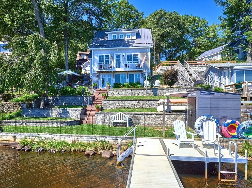 11 Lakeshore Drive Ext