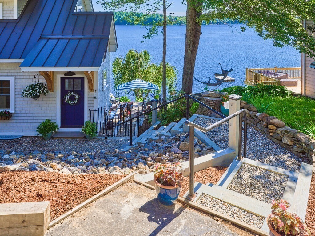 11 Lakeshore Drive Ext