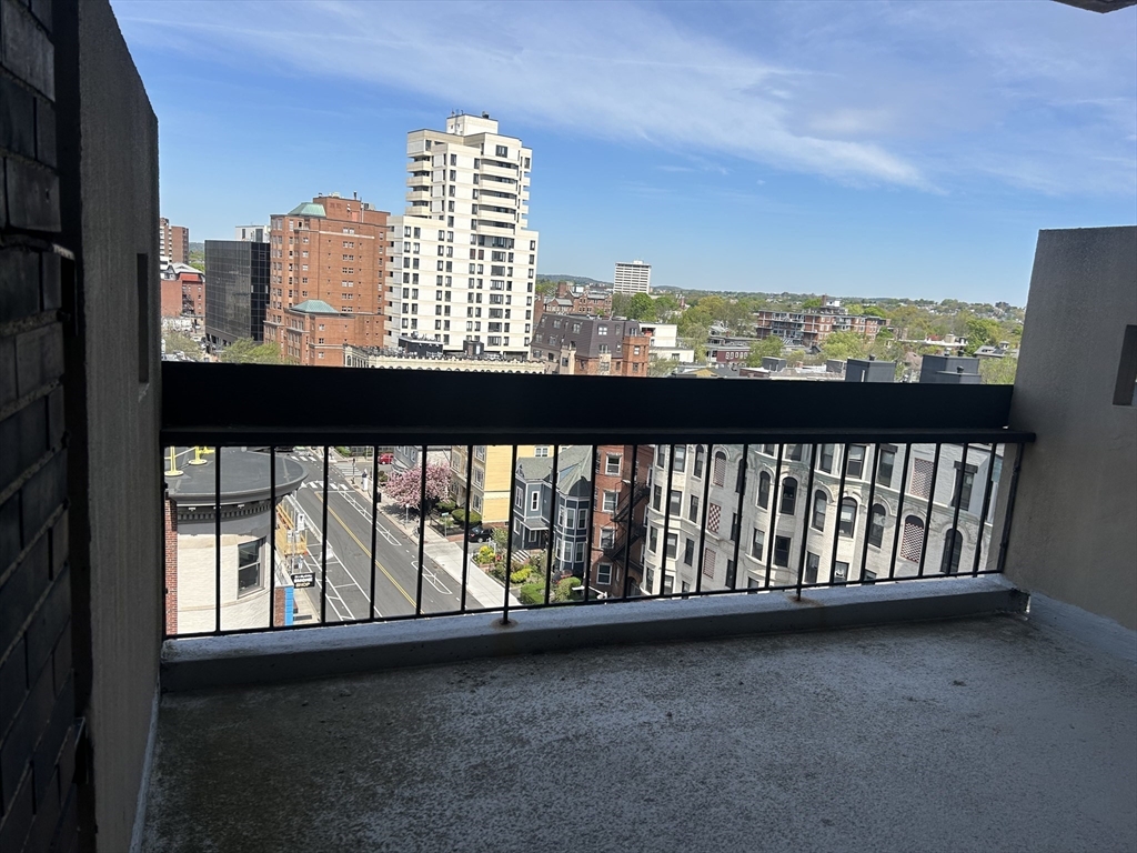 Cambridge, Massachusetts 02139, United States, 2 Bedrooms Bedrooms, ,2 BathroomsBathrooms,Residential,Active,140980