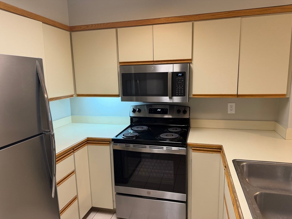 15 Mallard LN #15, Walpole, MA, 15 Mallard LN #15, Walpole, MA Photo #5