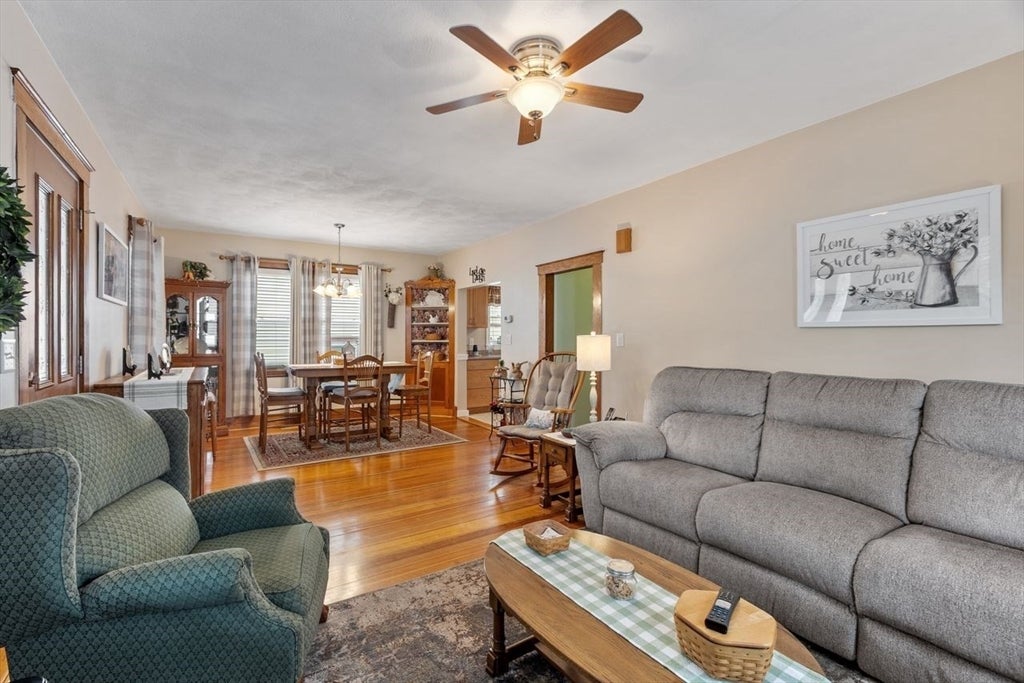 38 Floyd Street, Everett, CA, 38 Floyd Street, Everett, CA Photo #5