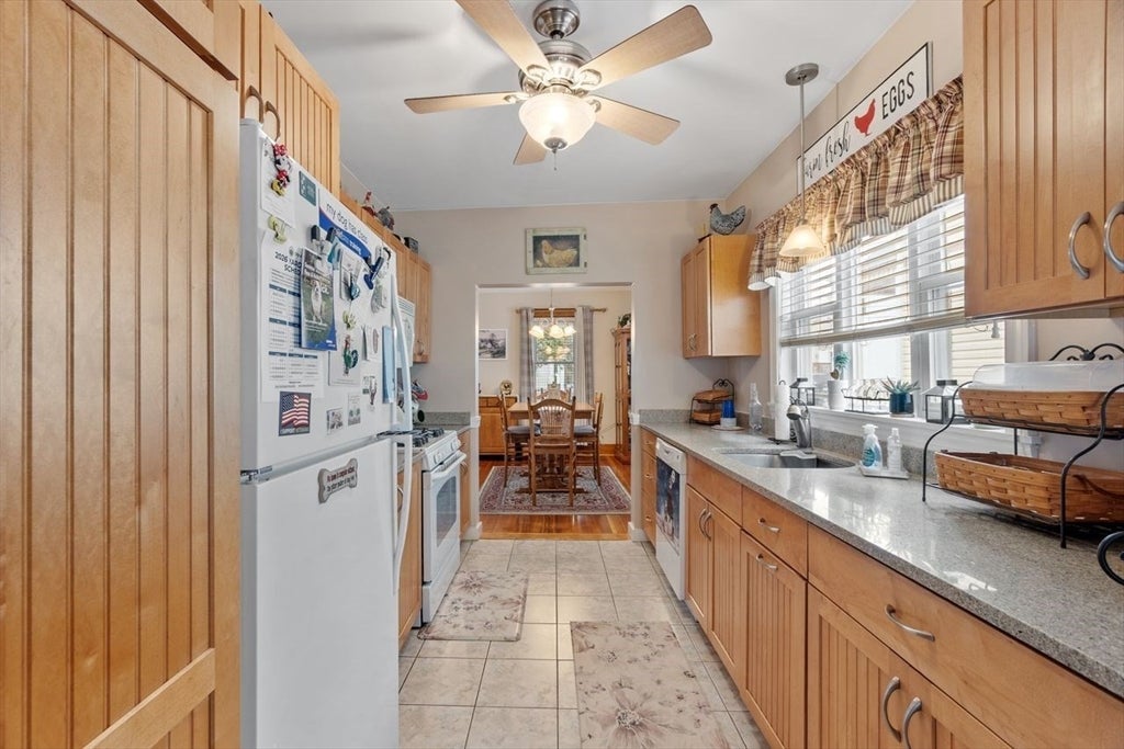 38 Floyd Street, Everett, CA, 38 Floyd Street, Everett, CA Photo #12