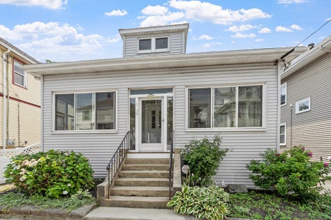 Photo of 38 Floyd Street, Everett, CA 92149 (MLS # 73556726)