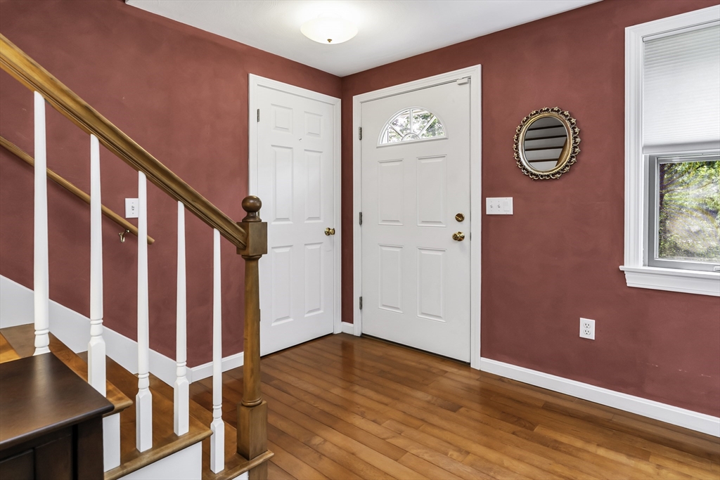4 Abbott St