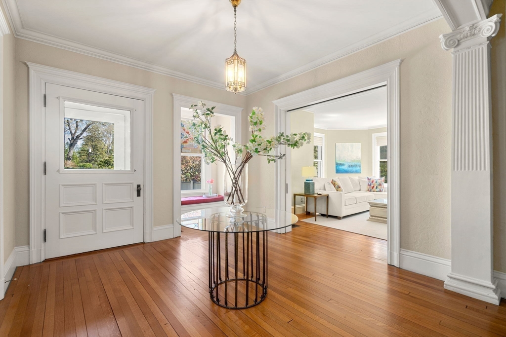 23 Kenwood Ave