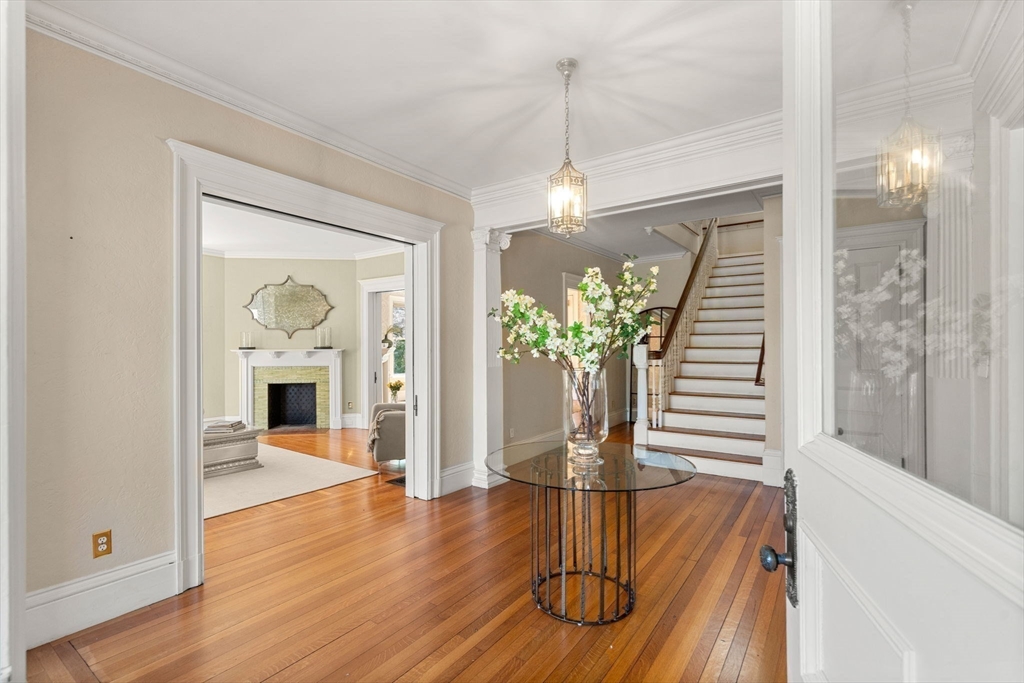 23 Kenwood Ave