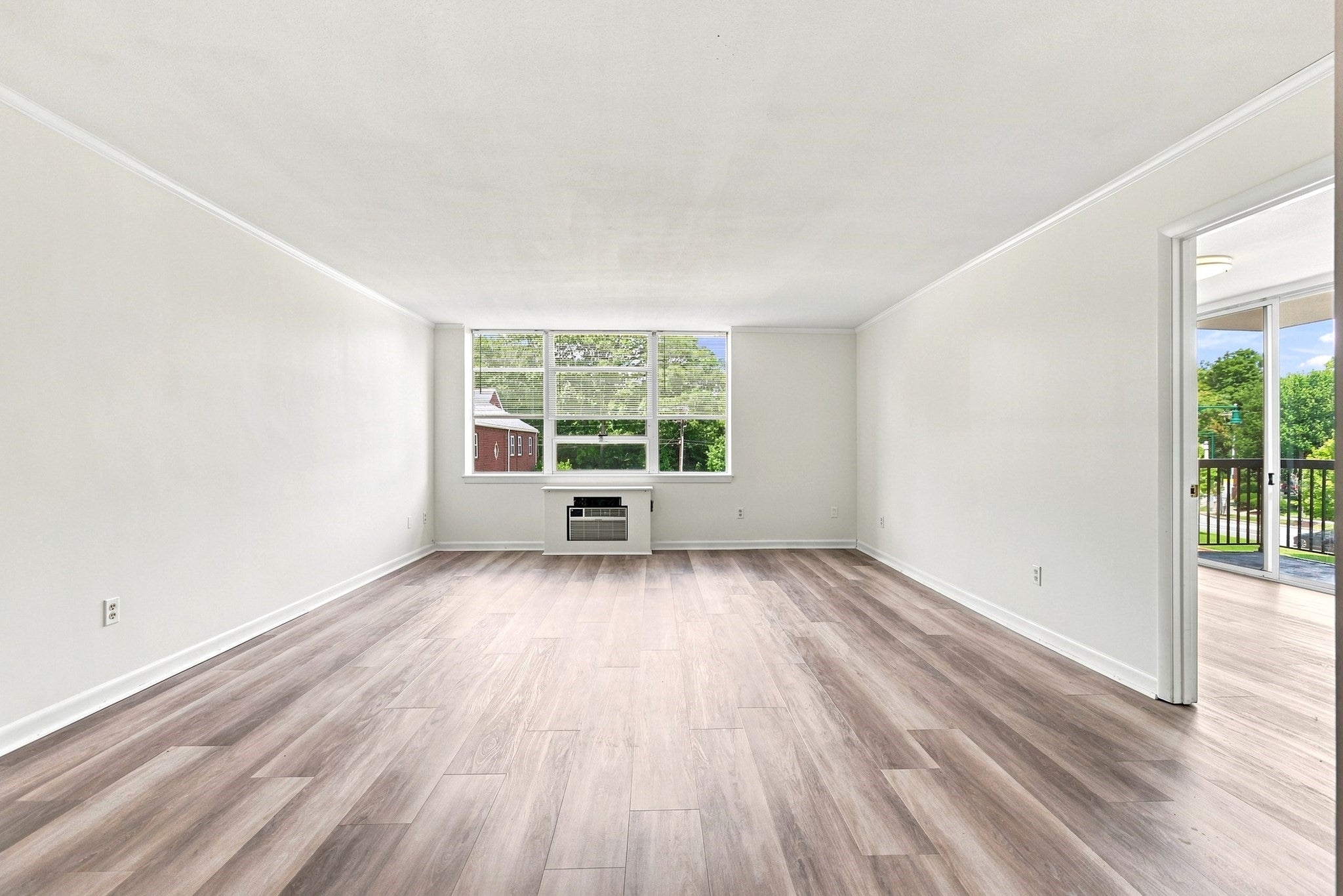 20 Hammond Pond Pkwy #208, Newton, MA Photo #12