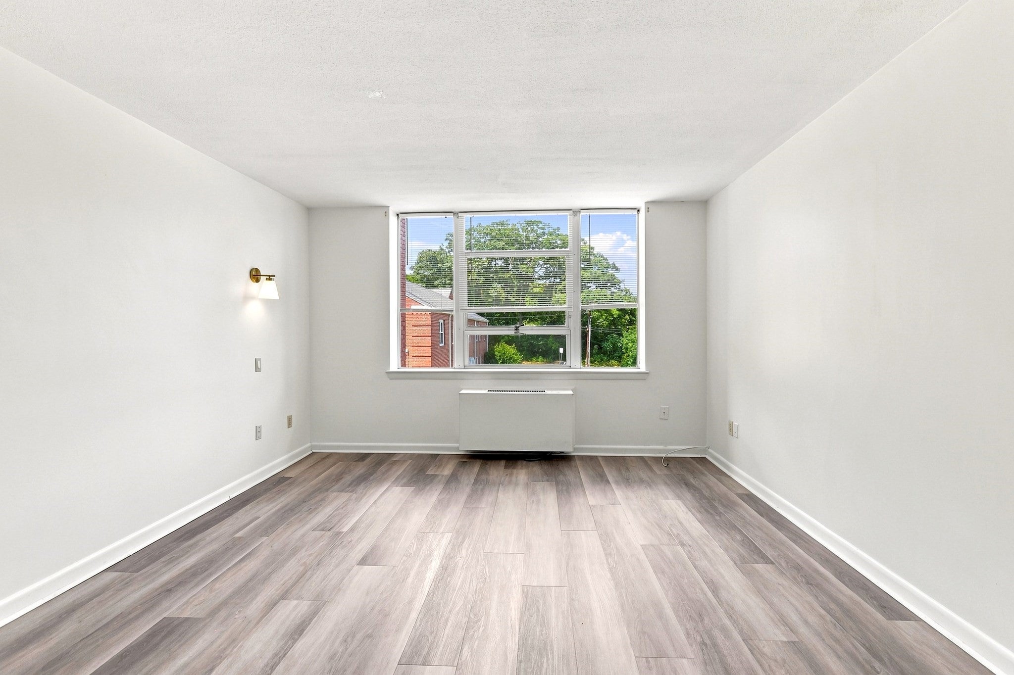 20 Hammond Pond Pkwy #208, Newton, MA Photo #14