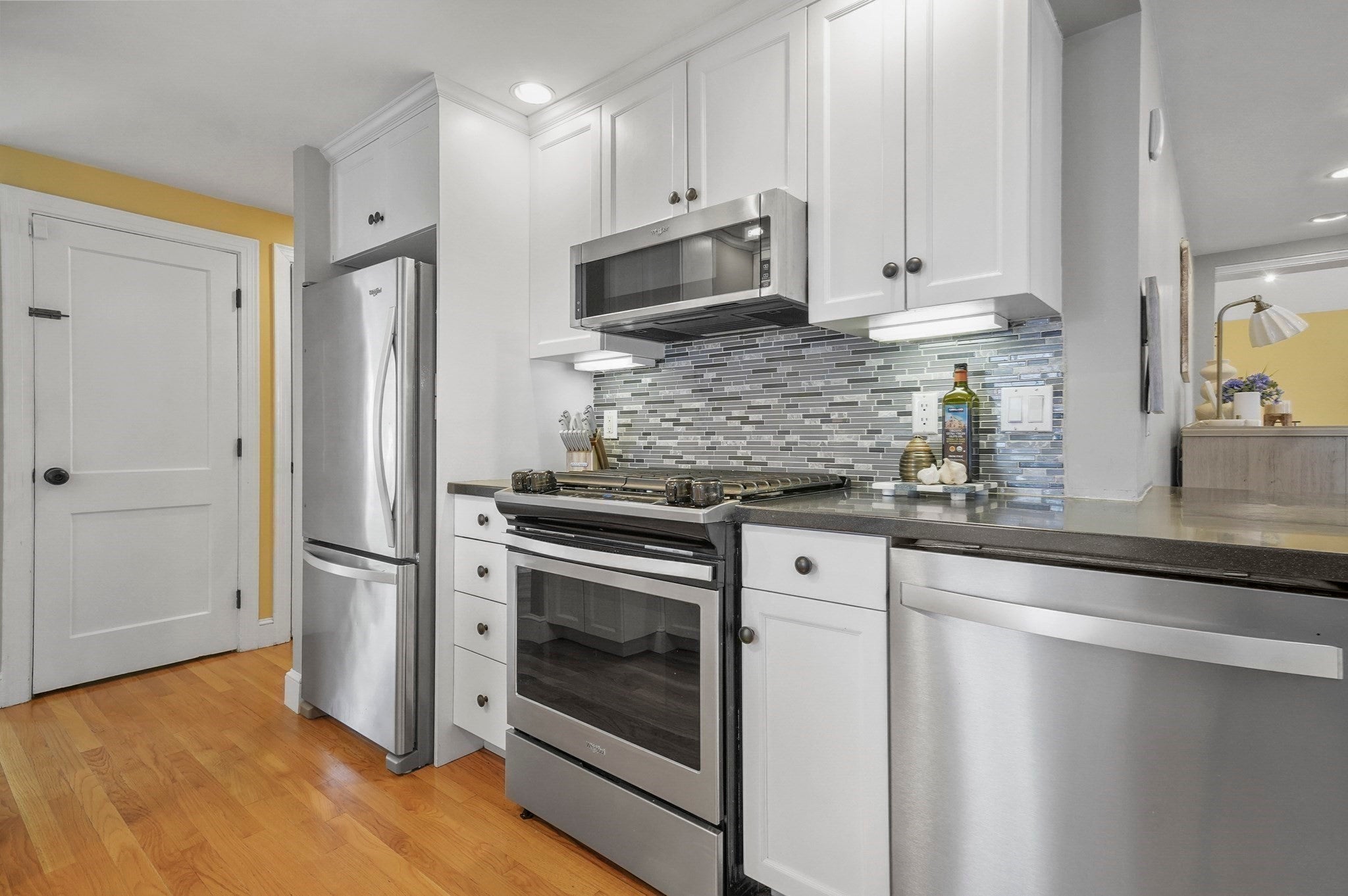 8 Elmwood Circle, Peabody, MA, 8 Elmwood Circle, Peabody, MA Photo #12