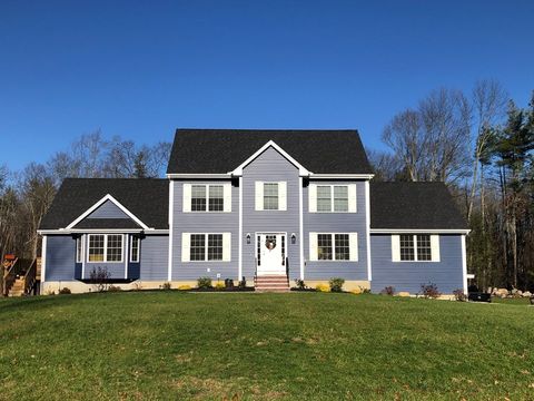 6 Blaisdell Ct Raymond NH 03077