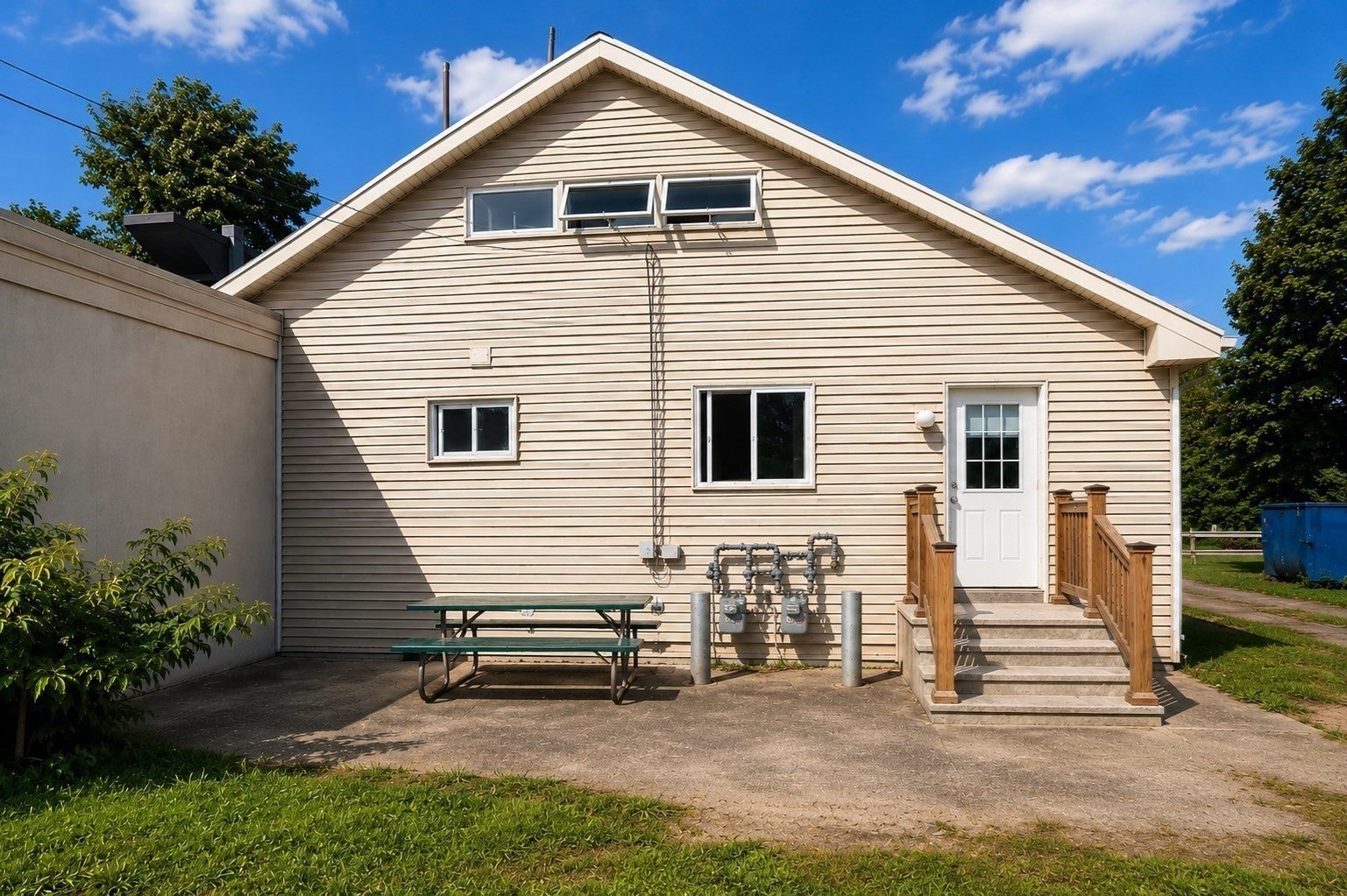 379 Sconticut Neck Rd