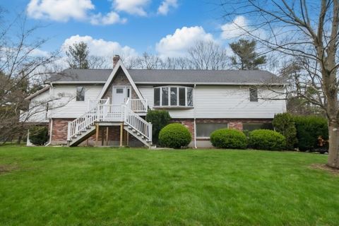 Photo of 5 Flintlocke Rd, Franklin, MA 02038 (MLS # 73515630)