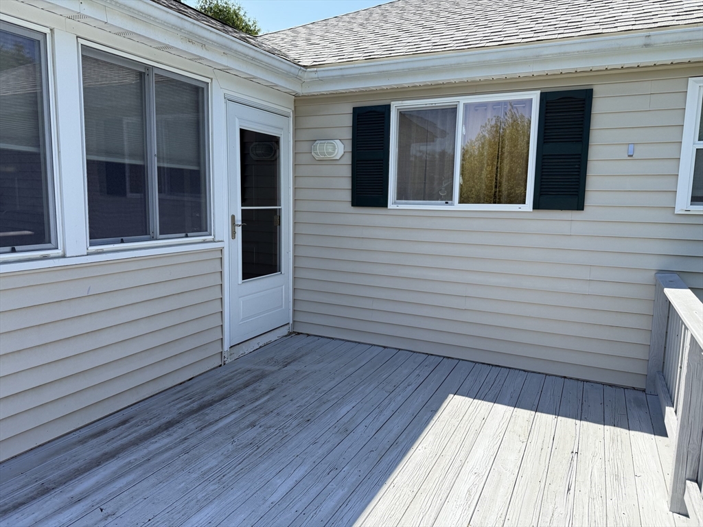 182 Crystal Water Dr 182