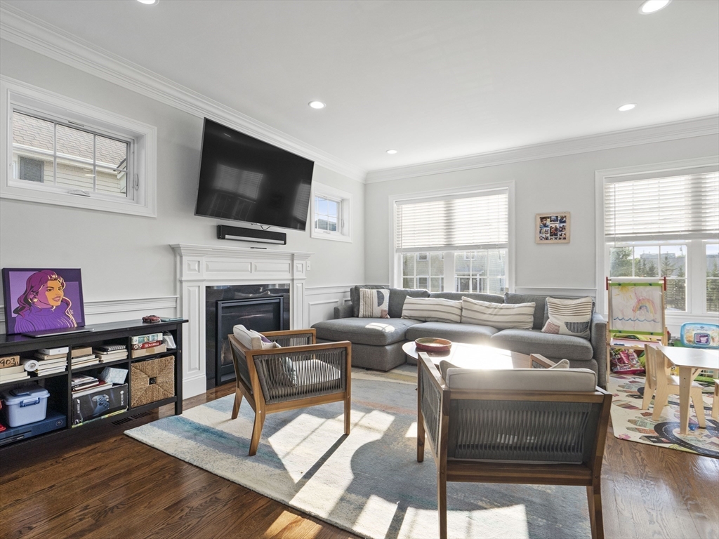 12 Cedar St 2