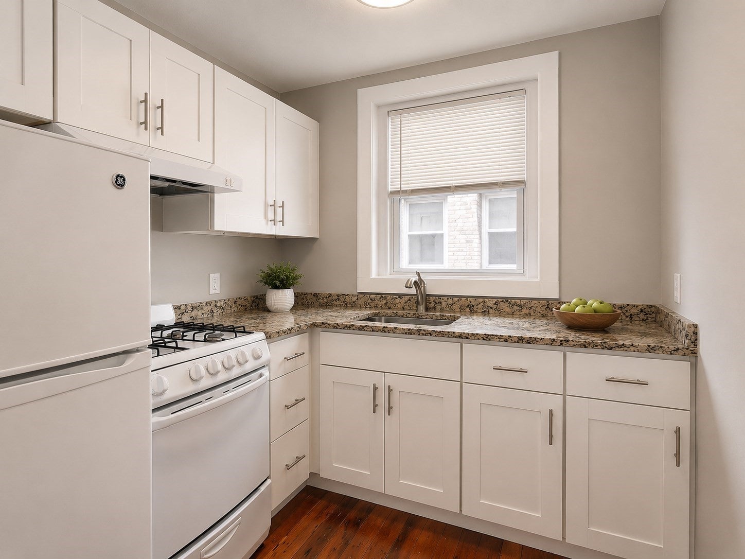 Photo of 260 Washington St, Salem, MA