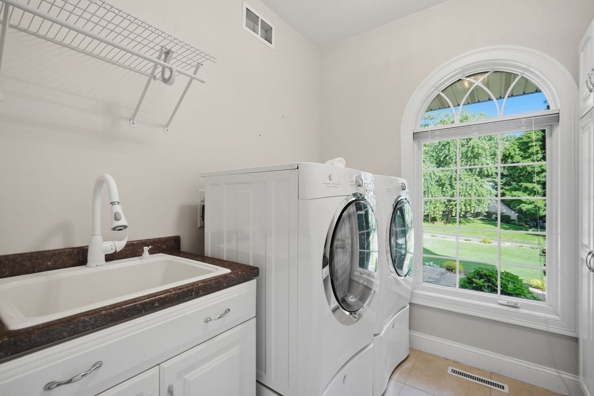 168 Southwood Dr, Ludlow, MA, 168 Southwood Dr, Ludlow, MA Photo #16
