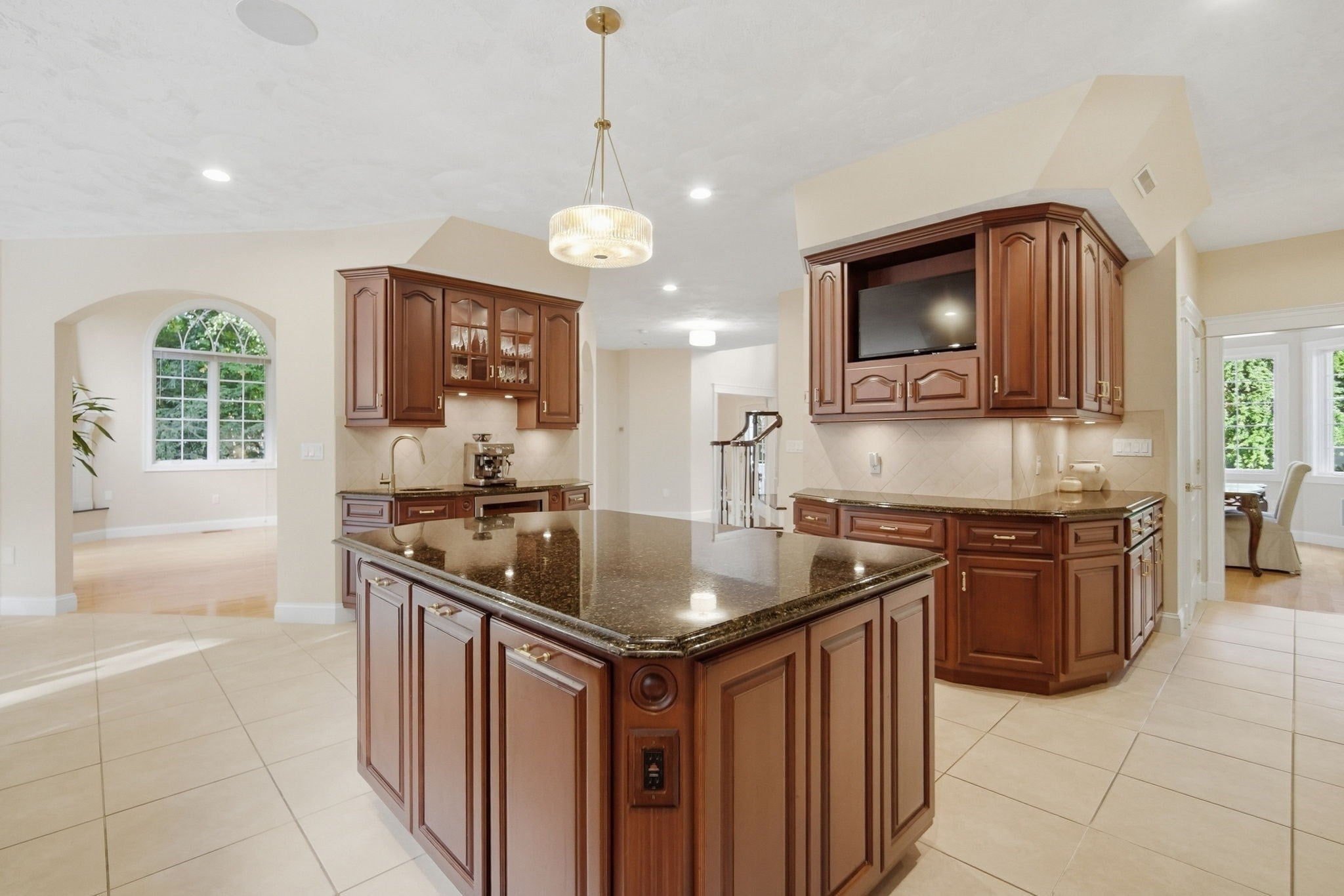 168 Southwood Dr, Ludlow, MA, 168 Southwood Dr, Ludlow, MA Photo #7