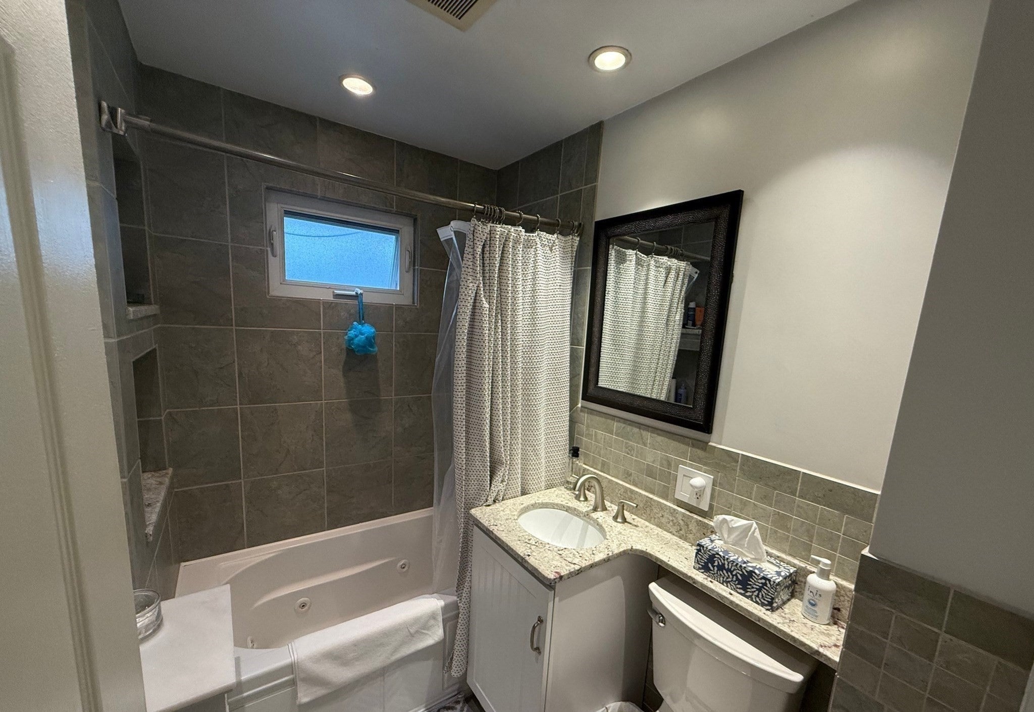18 Benton Rd #1, Medford, MA, 18 Benton Rd #1, Medford, MA Photo #10
