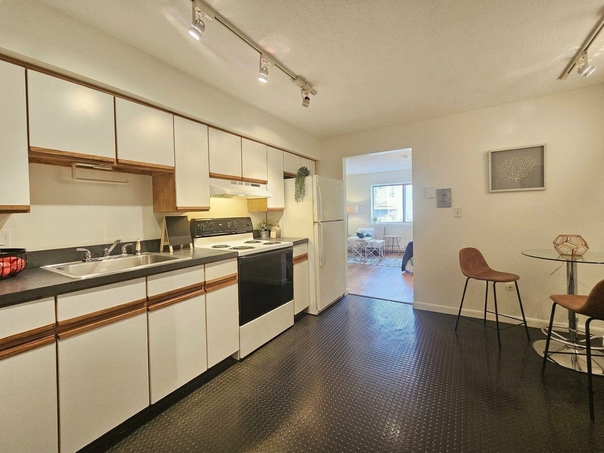 10 Roberts St #22, Somerville, MA, 10 Roberts St #22, Somerville, MA Photo #8