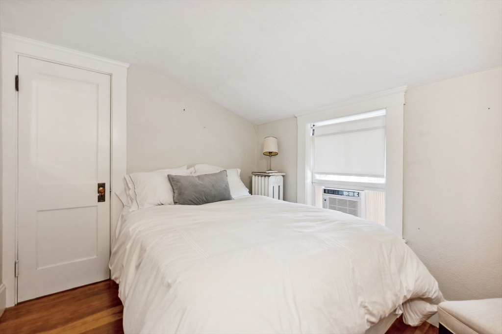 103 Leonard St, Gloucester, MA, 103 Leonard St, Gloucester, MA Photo #12