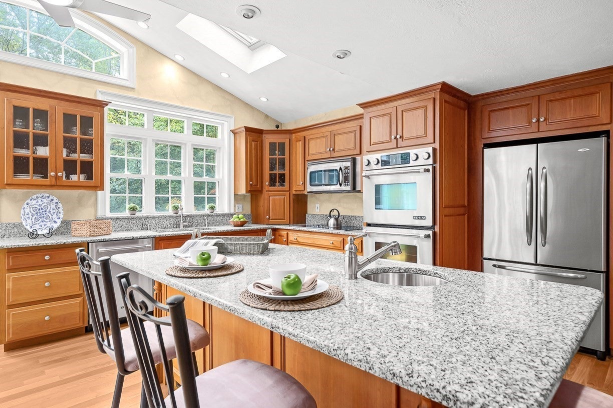 220 Abbott St, North Andover, MA Photo #7