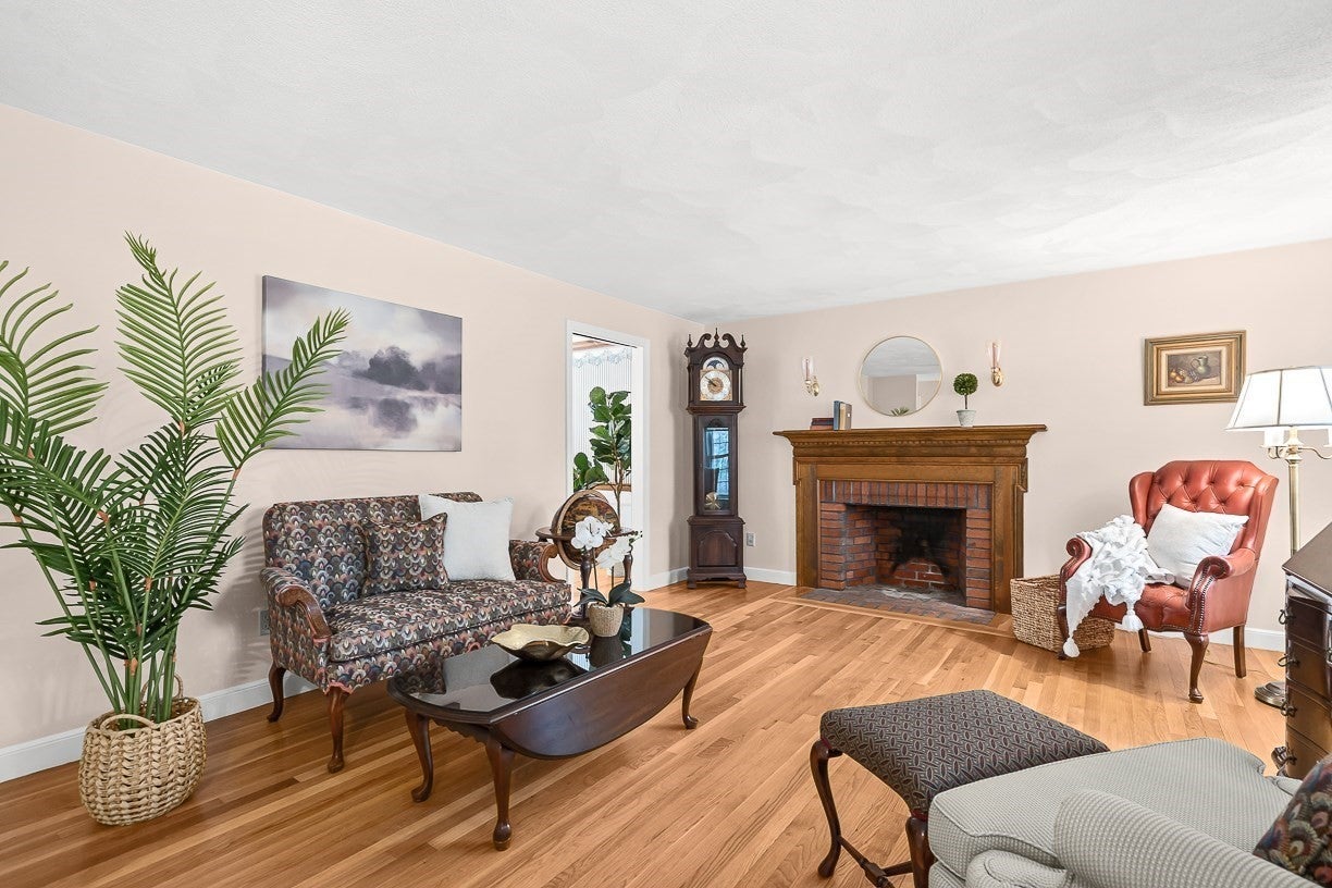 220 Abbott St, North Andover, MA Photo #15