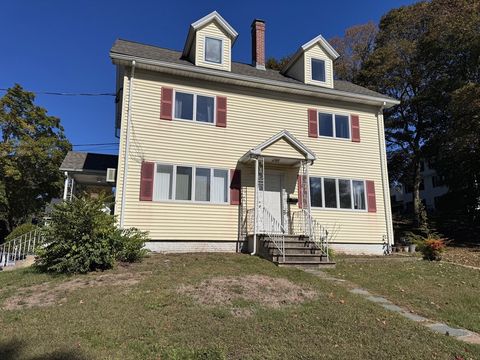 Photo of 86 Salem St #A, Reading, MA 01867 (MLS # 73441388)