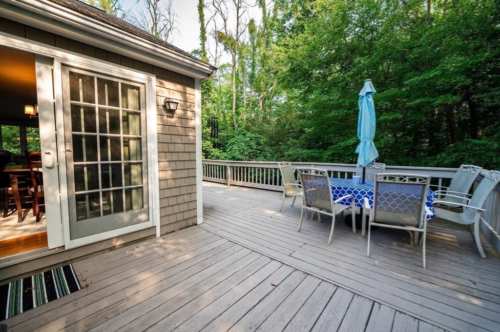11 Fairview Ln, Weymouth, MA Photo #25