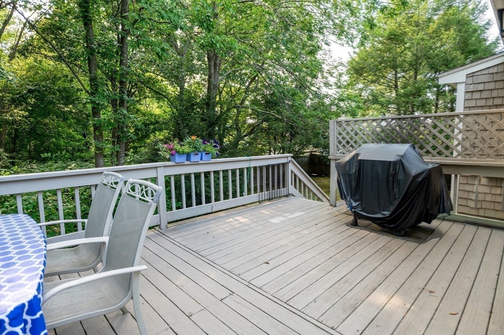 11 Fairview Ln, Weymouth, MA Photo #24