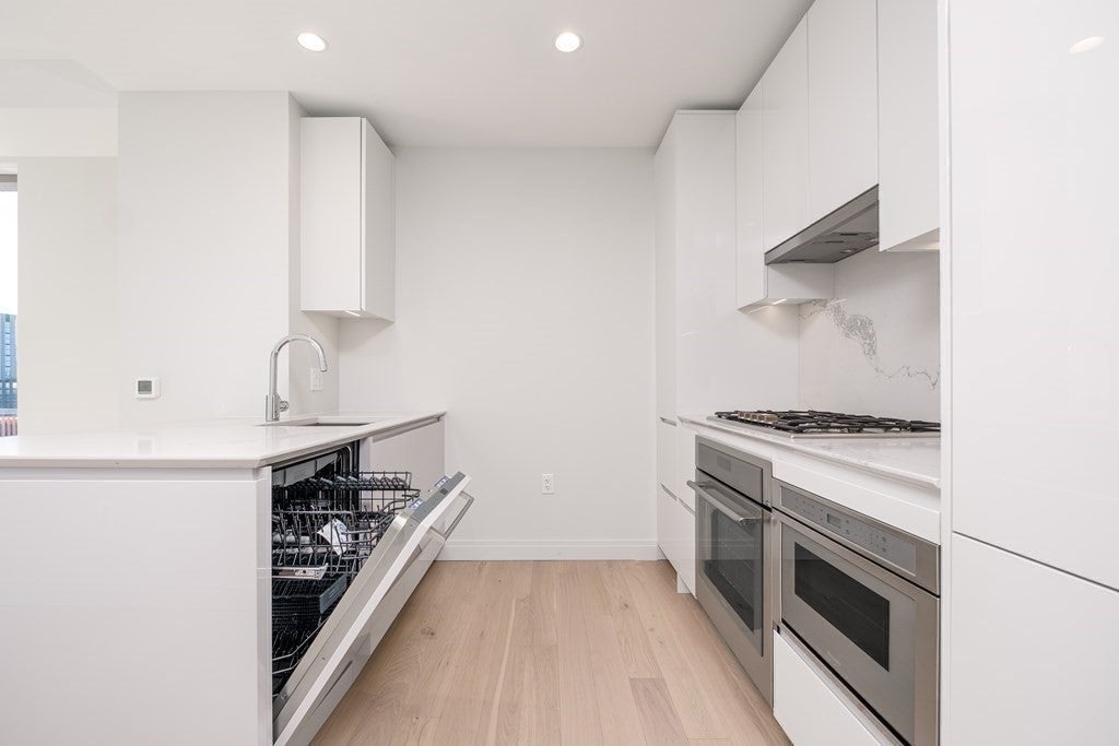 135 Seaport Blvd 1508