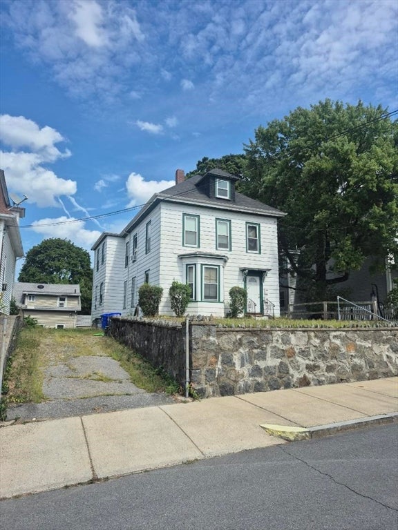Photo of 10 Neponset Ave, Boston, MA