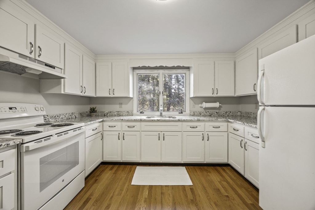 147 Pleasant Bay Rd