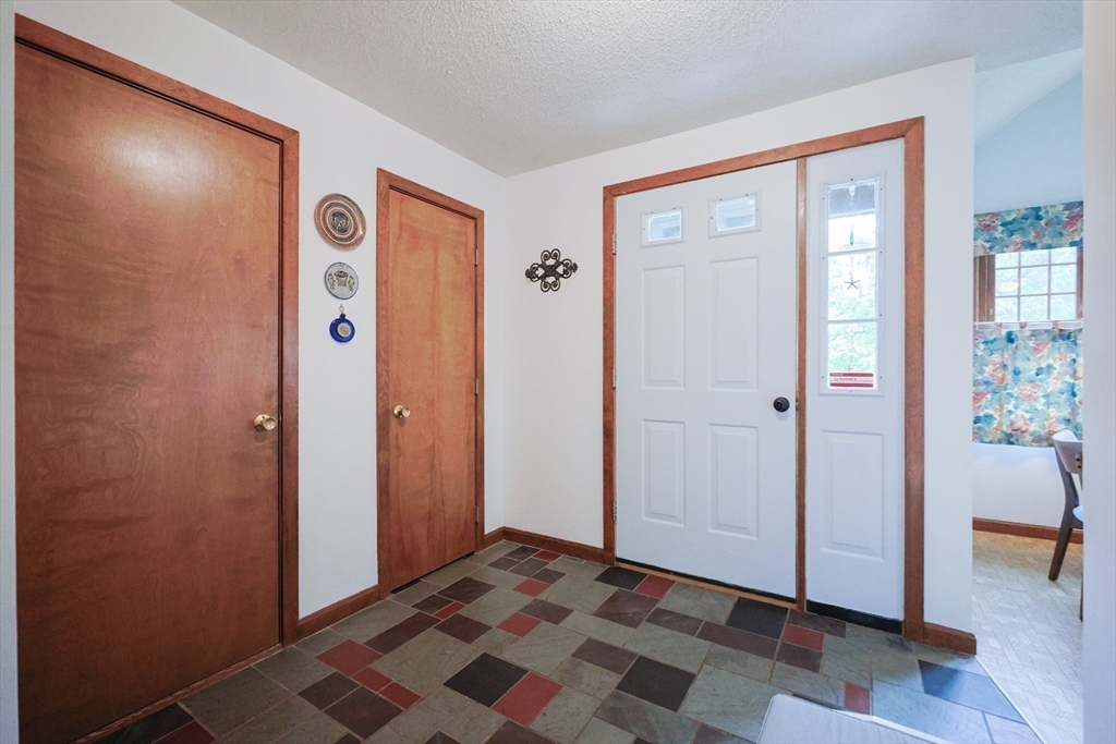 21 Hawthorne Village B
