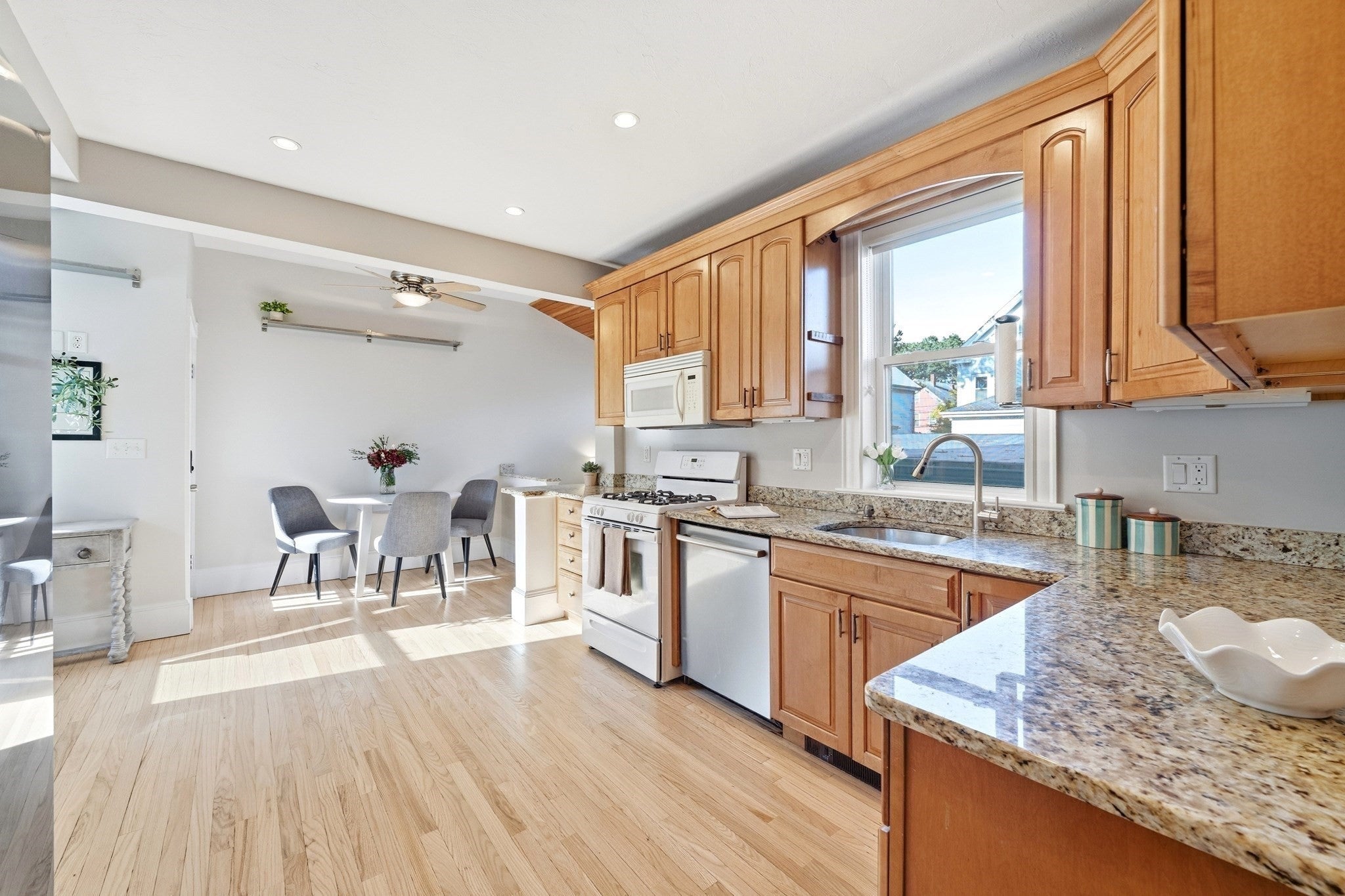 12 Linden Pl, Somerville, MA, 12 Linden Pl, Somerville, MA Photo #7