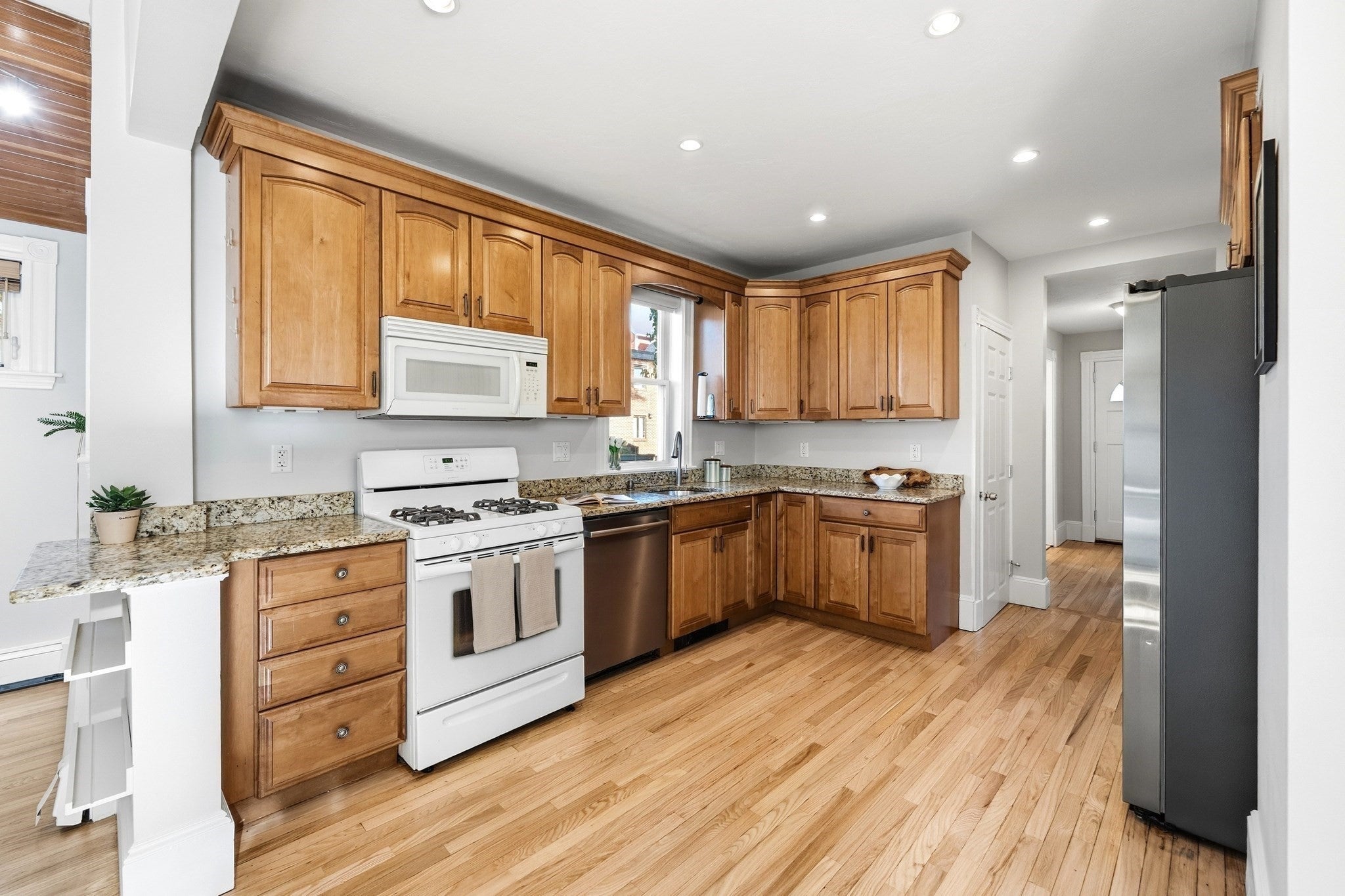 12 Linden Pl