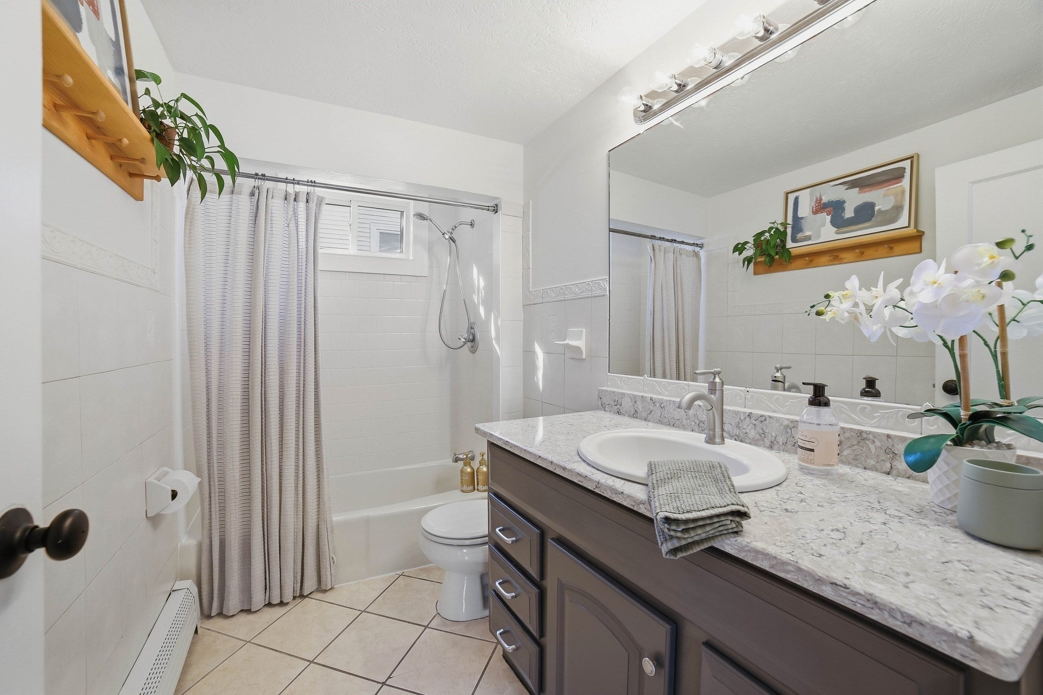 194 Whitmarsh Ave, Worcester, MA Photo #14