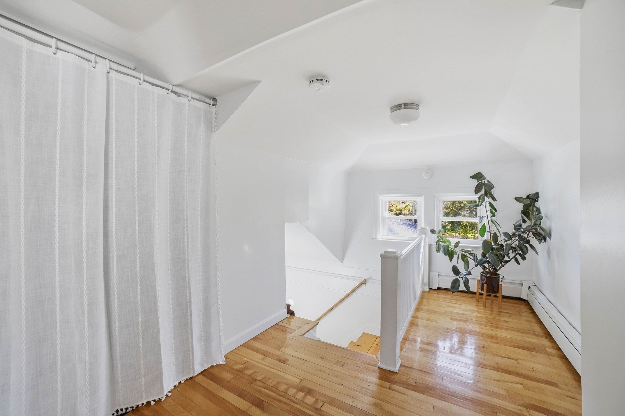 194 Whitmarsh Ave, Worcester, MA Photo #18