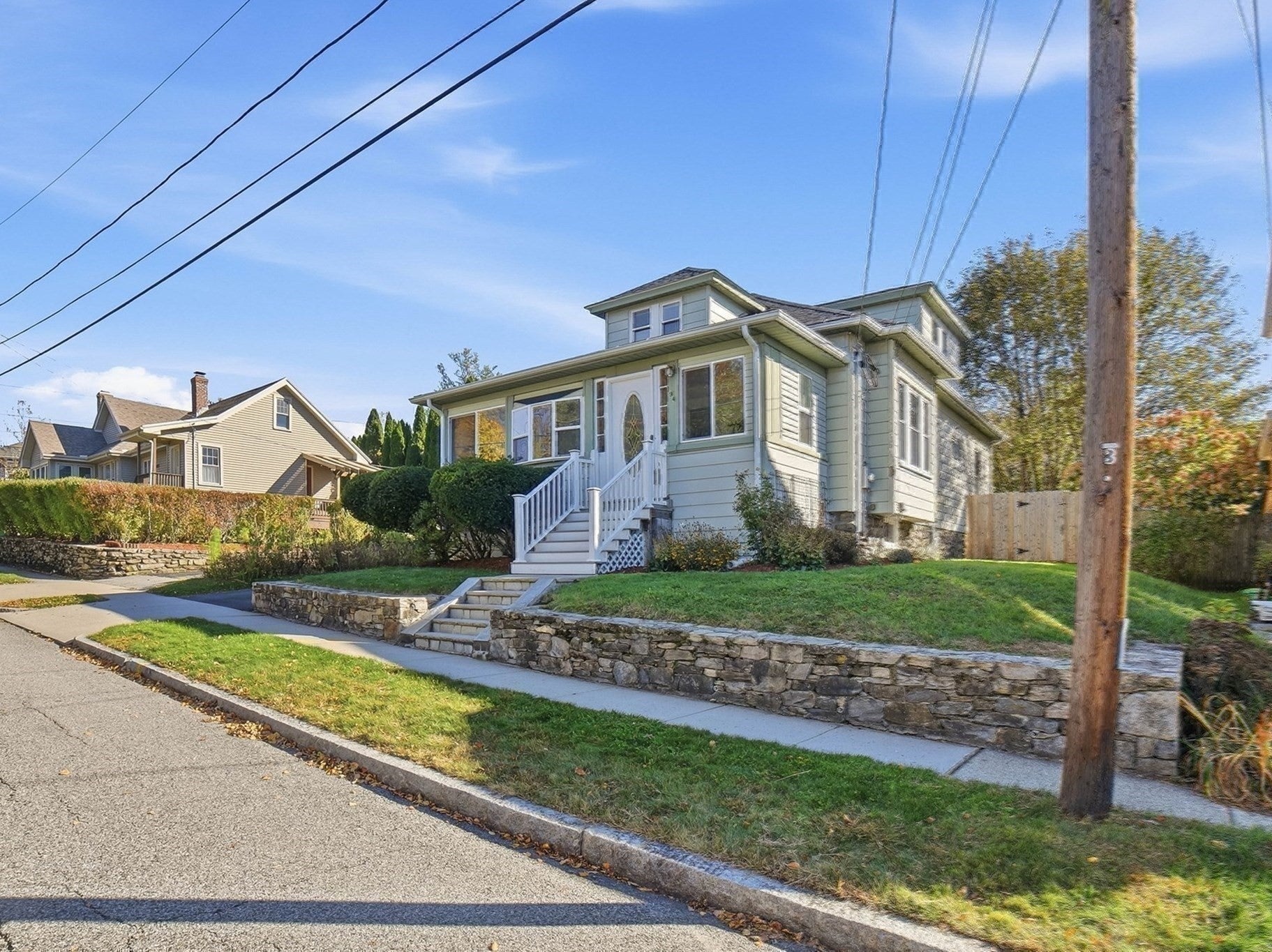 194 Whitmarsh Ave, Worcester, MA Photo #32