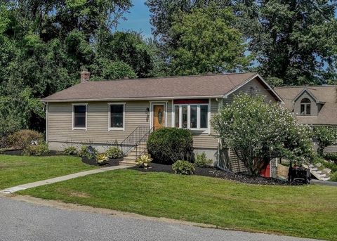2 W Second Street Sutton MA 01590
