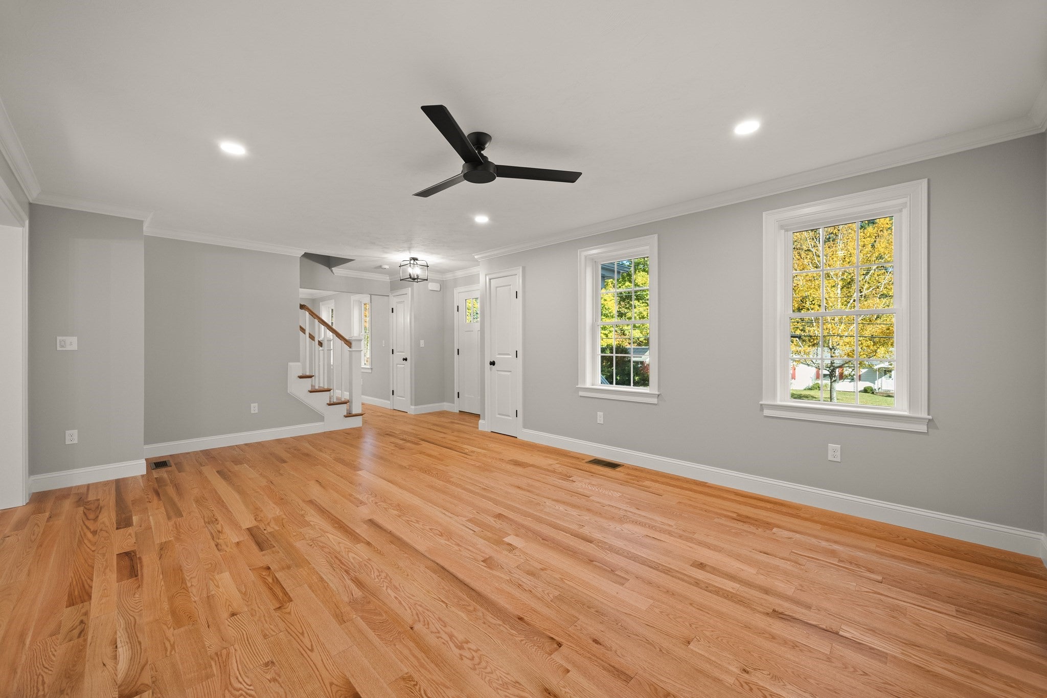 121 Pine St