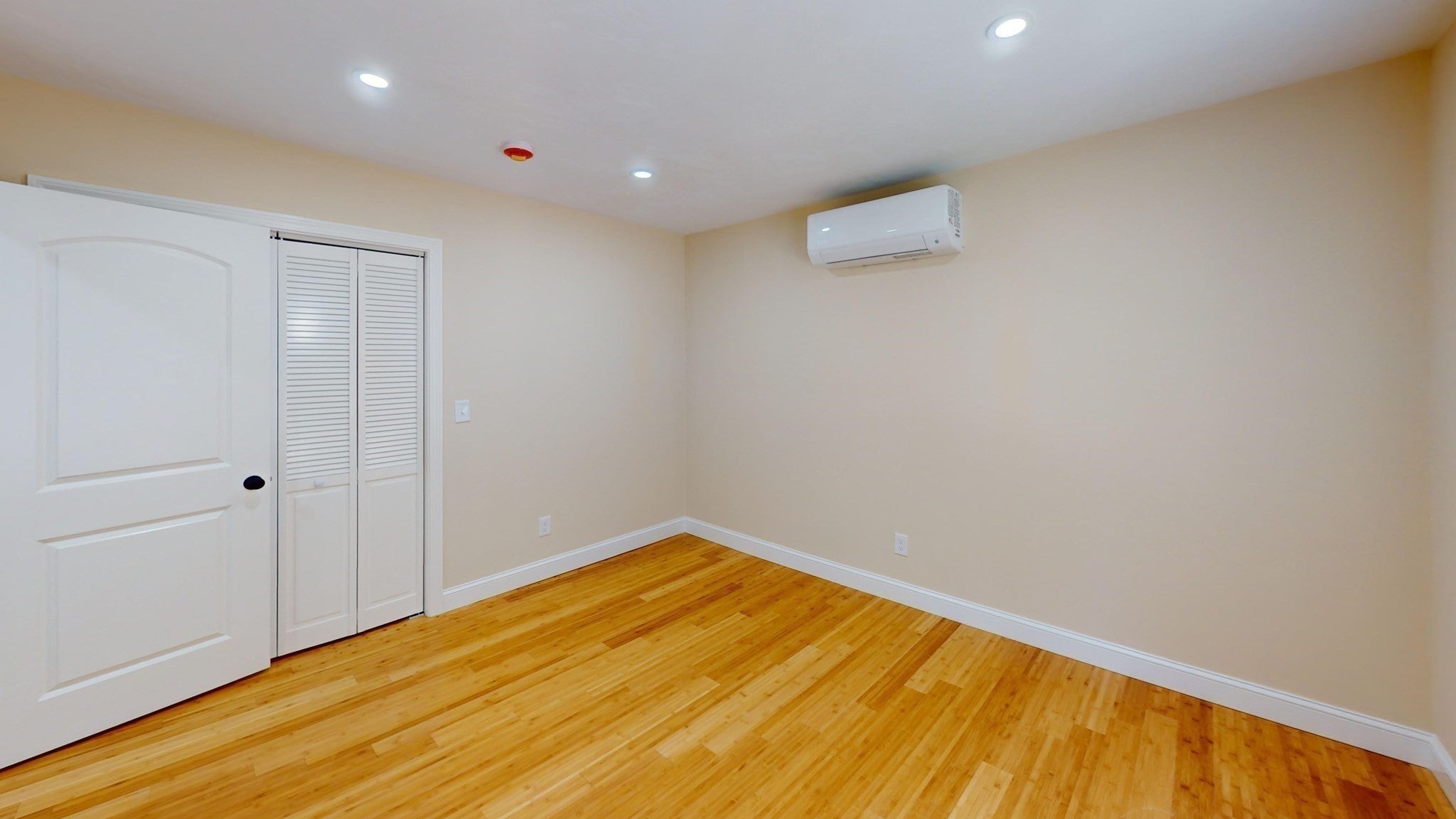 75 Summit ST #75, Orange, MA, 75 Summit ST #75, Orange, MA Photo #33