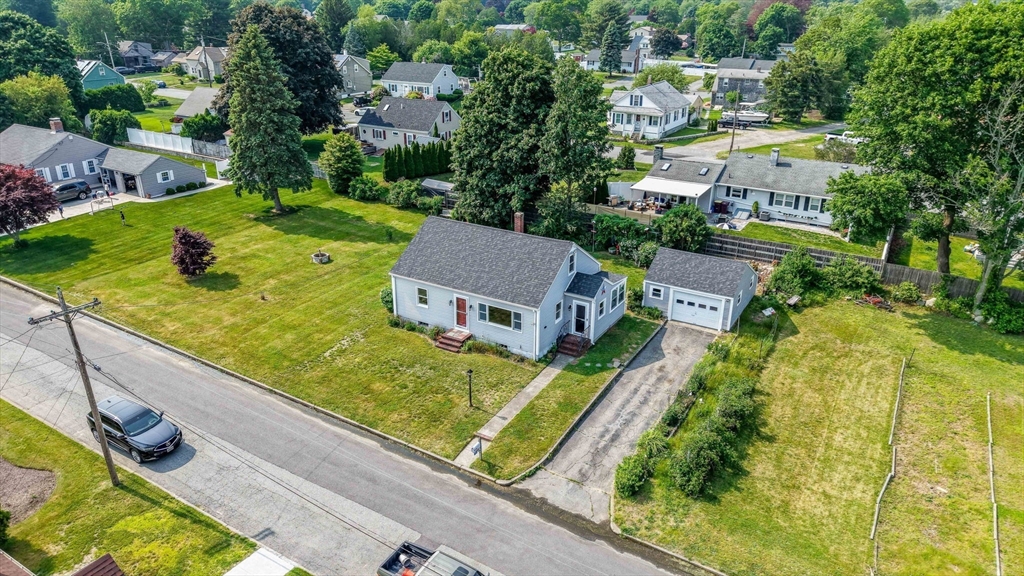13 Meadow Lane