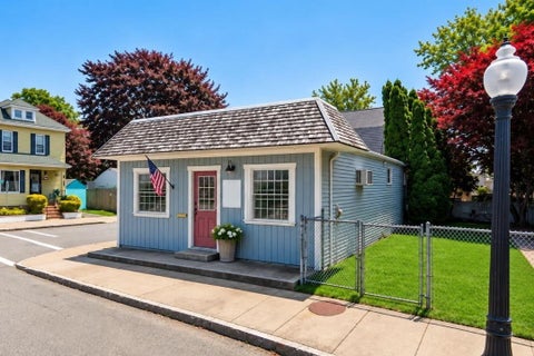 Photo of 358 Court Street, New Bedford, MA 02740 (MLS # 73572451)